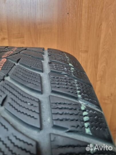 Goodyear UltraGrip Performance Gen-1 275/45 R21