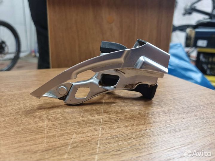 Переключатель Shimano Deore FD-T610