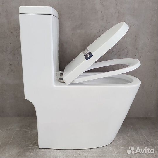 Унитаз Bloomix Mono CH5075R/UF2 моноблок