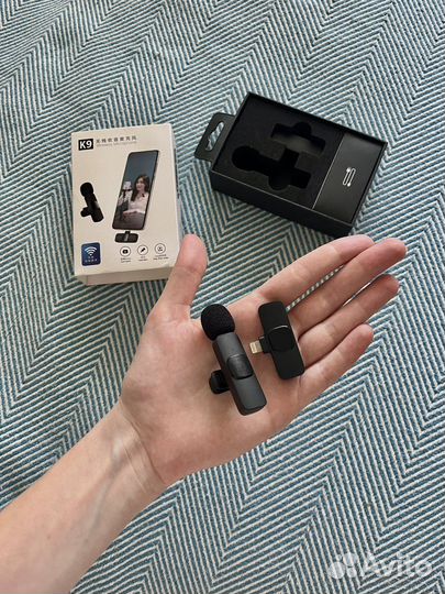 Бесповодная петличка микрофон на iPhone