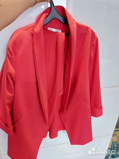 Продам женские вещи