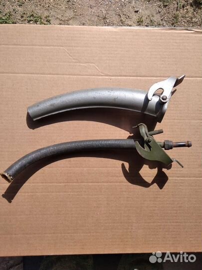 Лейка на канистру