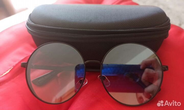 Солнцезащитные очки женские