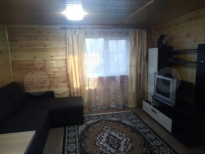 Дом 30 м² на участке 3 сот.