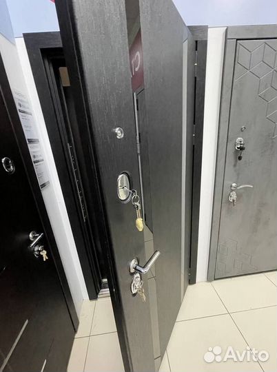 Дверь входная