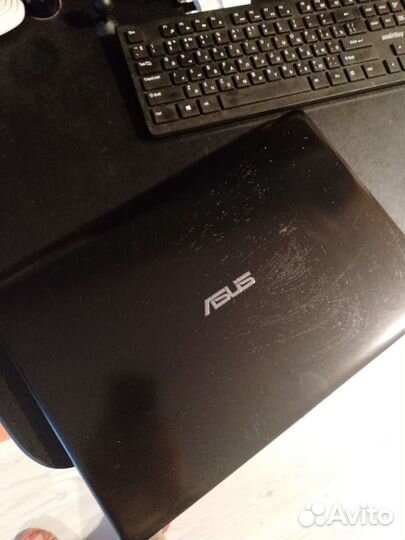 Ноутбук asus