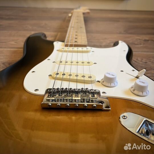 Электрогитара Fender Squier Affinity Strat+Чехол