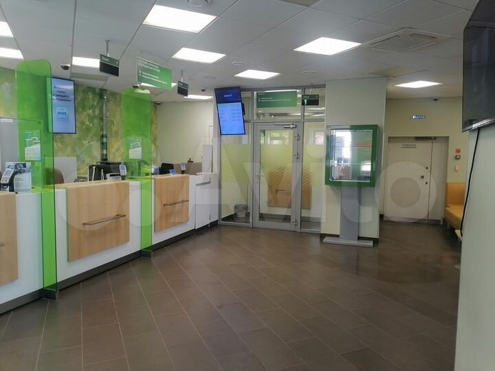 Нежилые помещения 608,5 м²