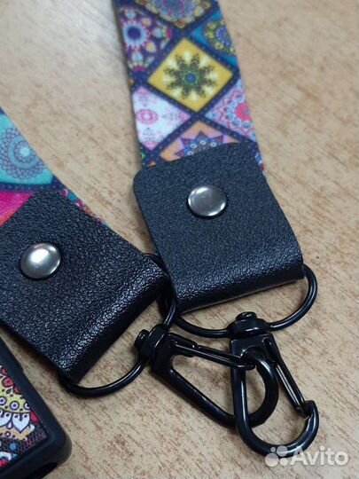 Чехол на телефон S22 Ultra с ремешком