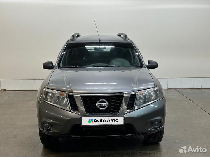 Nissan Terrano 2.0 AT, 2014, 150 000 км