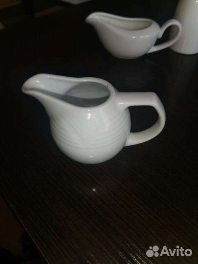 Молочники и соусники