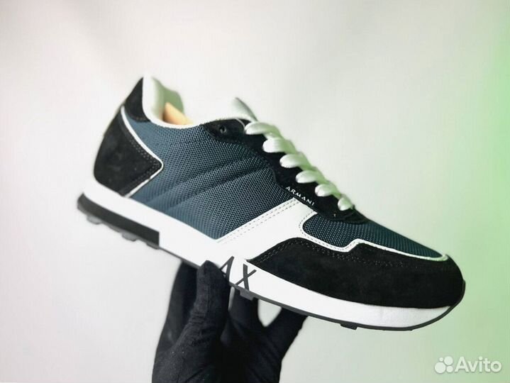 Кроссовки Armani надежные