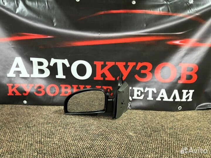 Зеркало боковое левое Hyundai Getz 2002-2010