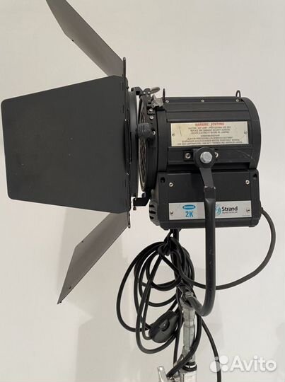 Приборы Bambino QuartzColor 2000w как Arri