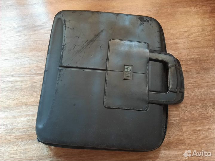 Сумки кейсы для ноутбука case logic