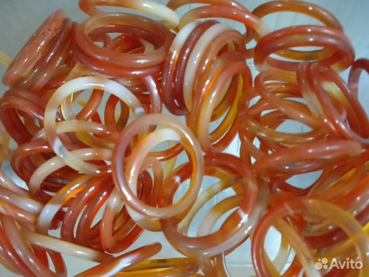 Кольца из натуральных камни