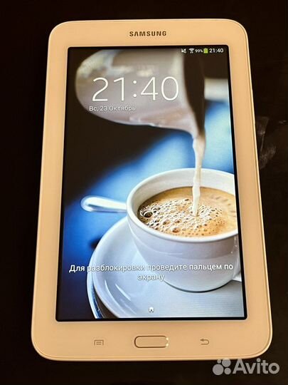 Планшет Samsung Galaxy Tab 3 7.0 Lite SM-T110