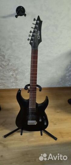 Электрогитара