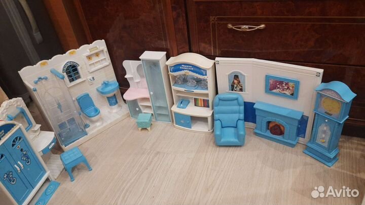 Игрушка Замок. Куклы, мебель