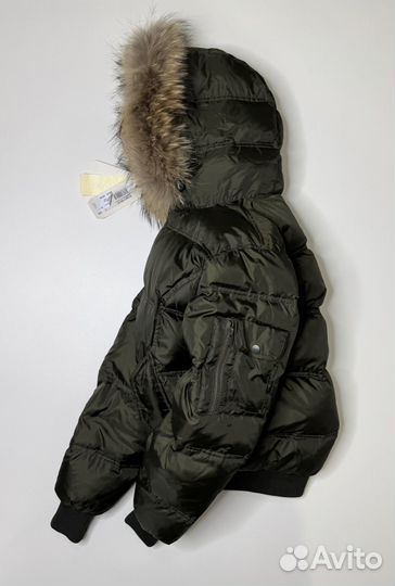 Bomboogie пуховик р-р М(оригинал)