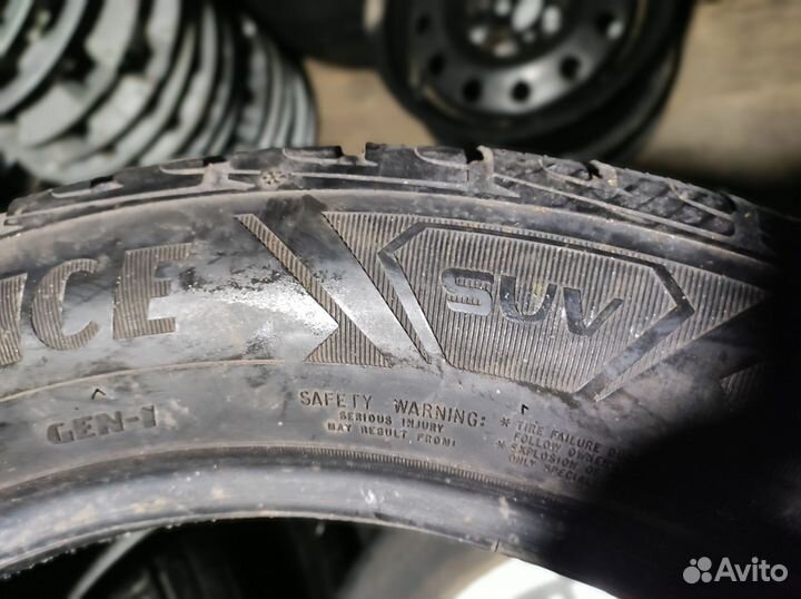 Goodyear UltraGrip Ice SUV Gen-1 235/55 R19