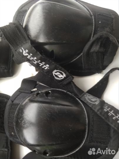 Защита на руки и ноги, шлем