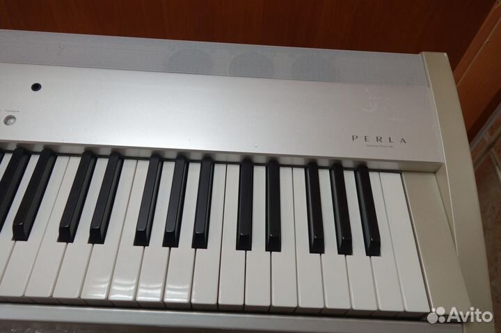 Yamaha p115,45.Kawai perla