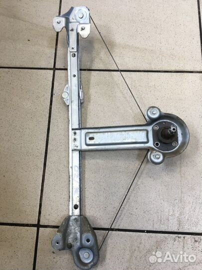 Стеклоподъемник задний левый Opel Astra H Z16XER