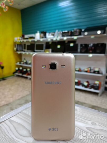 Samsung Galaxy J3 (2016) SM-J320F/DS, 8 ГБ