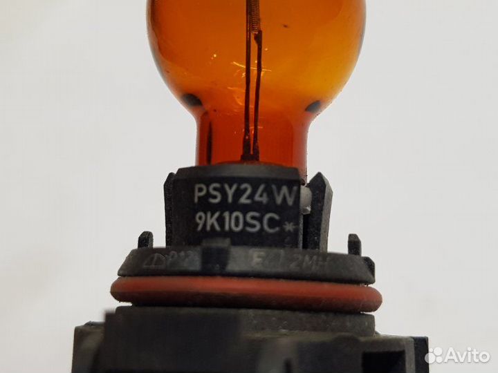 Лампа поворотника Opel Astra J хэтчбек A16XER 2010