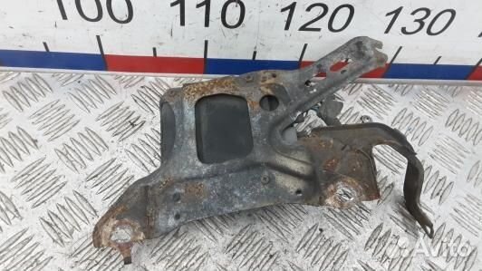 Блок управления форсунками toyota avensis T27 (BEA