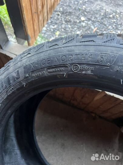 Michelin X-Ice North 4 235/45 R18 98T