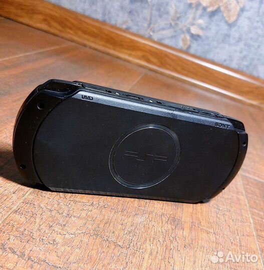 Sony PSP 16Гб + Мега Комплект