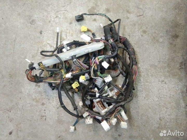 Проводка Ниссан Альмера N 16 1.8 МКПП