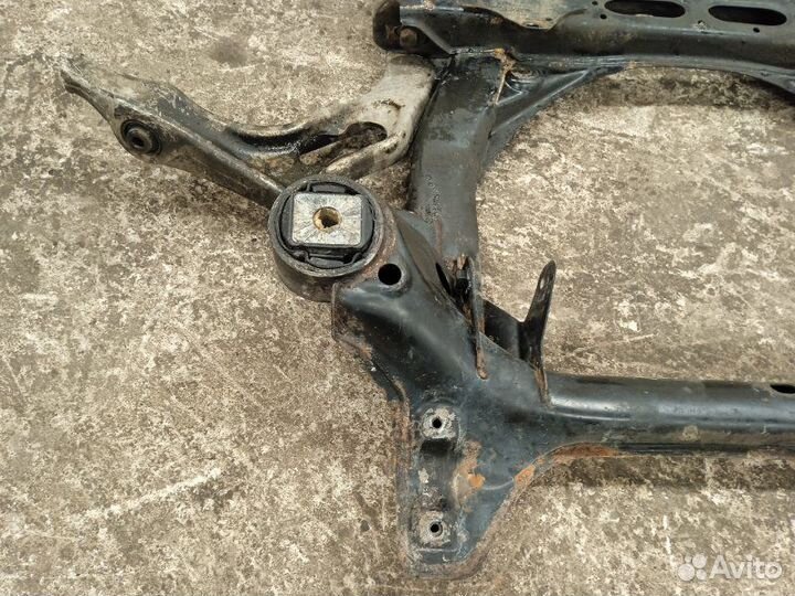 Балка подмоторная Porsche Cayenne 958 3.6 2010