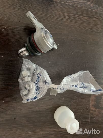 Опора шаровая, передняя нижняя/ Lemforder 1470701