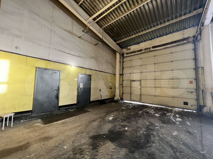 Склад, от 200 до 370 м²