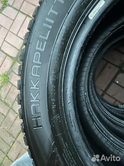Nokian Tyres Hakkapeliitta 9 205/60 R16