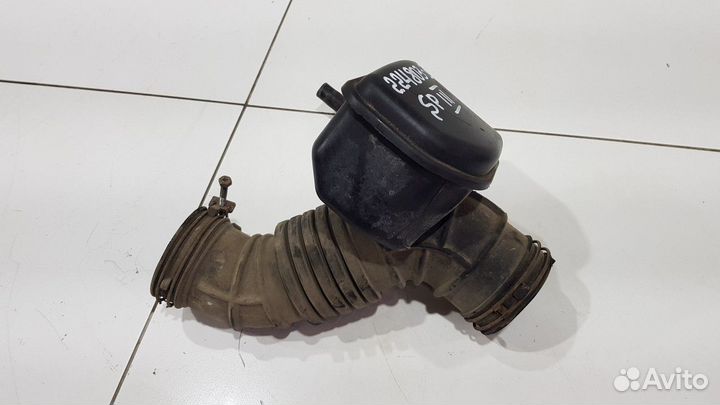 Патрубок воздушного фильтра (Kia Sportage)