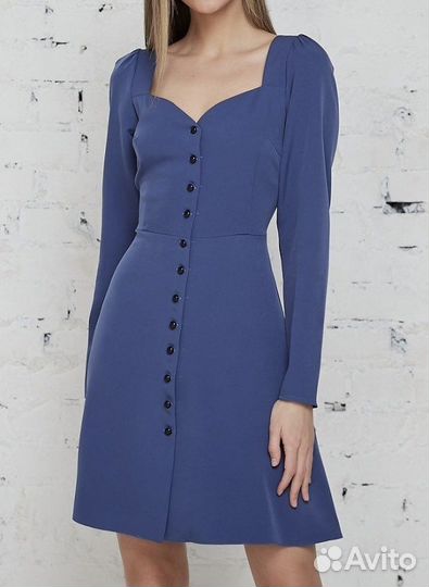 Платье-трапеция на пуговицах женское