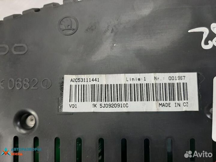 Щиток приборов (приборная панель) Skoda Roomster