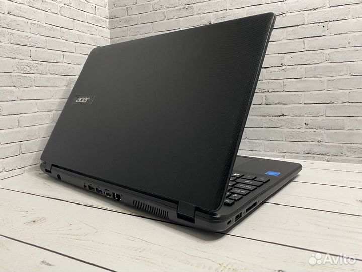 Мощный ноутбук Acer SSD