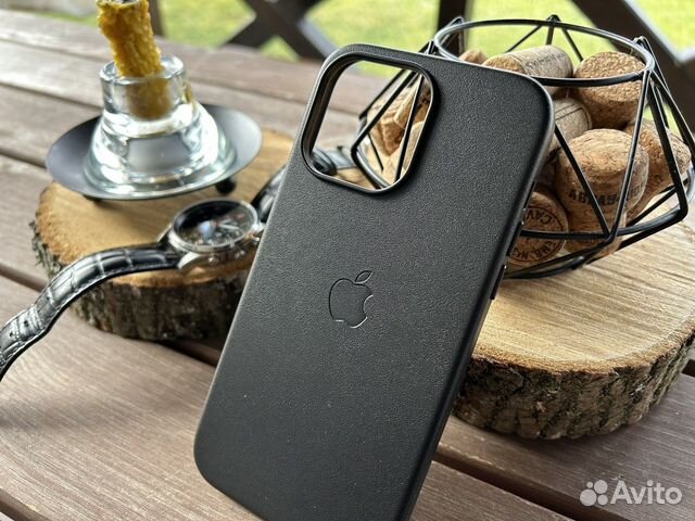 Чехол iPhone 14 Pro Max черный Кожа