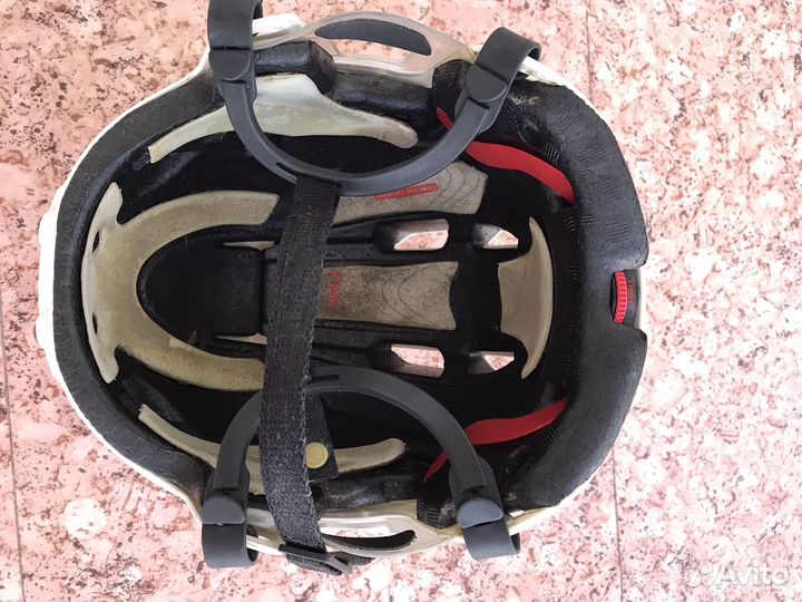 Шлем хоккейный reebok 8K