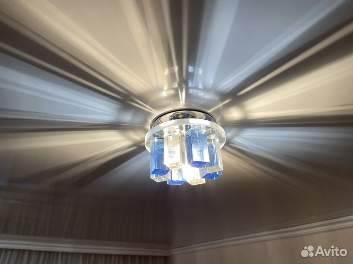 Светильник потолочный встраиваемый