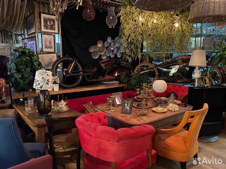 Закрыля ресторан продаю мебель и оборудование