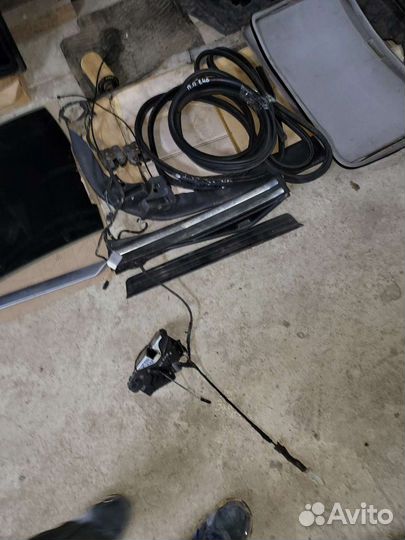 Уплотнитель стекла на бмв е46 седан