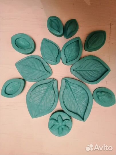 Продажа инструмента для творчества бу