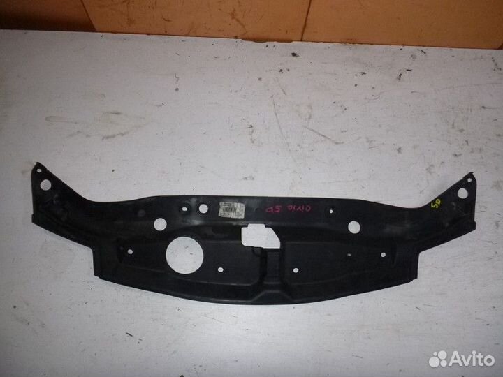 Кожух замка капота honda civic 5D 2006