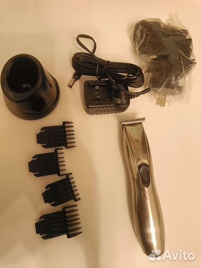 Триммер Andis D-8 Slimline Pro Li